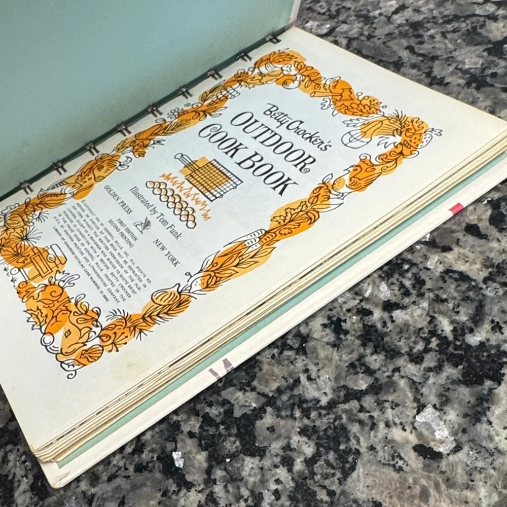 Betty Crocker Outdoor Cookbook Vintage 1961 EUC